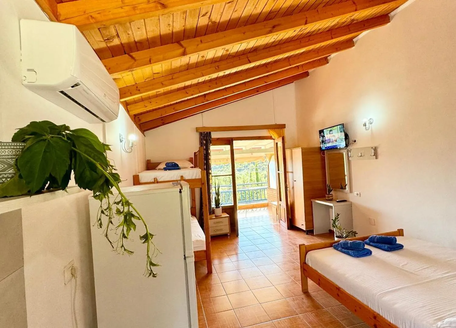 Penzion Guesthouse Rondo Himarë