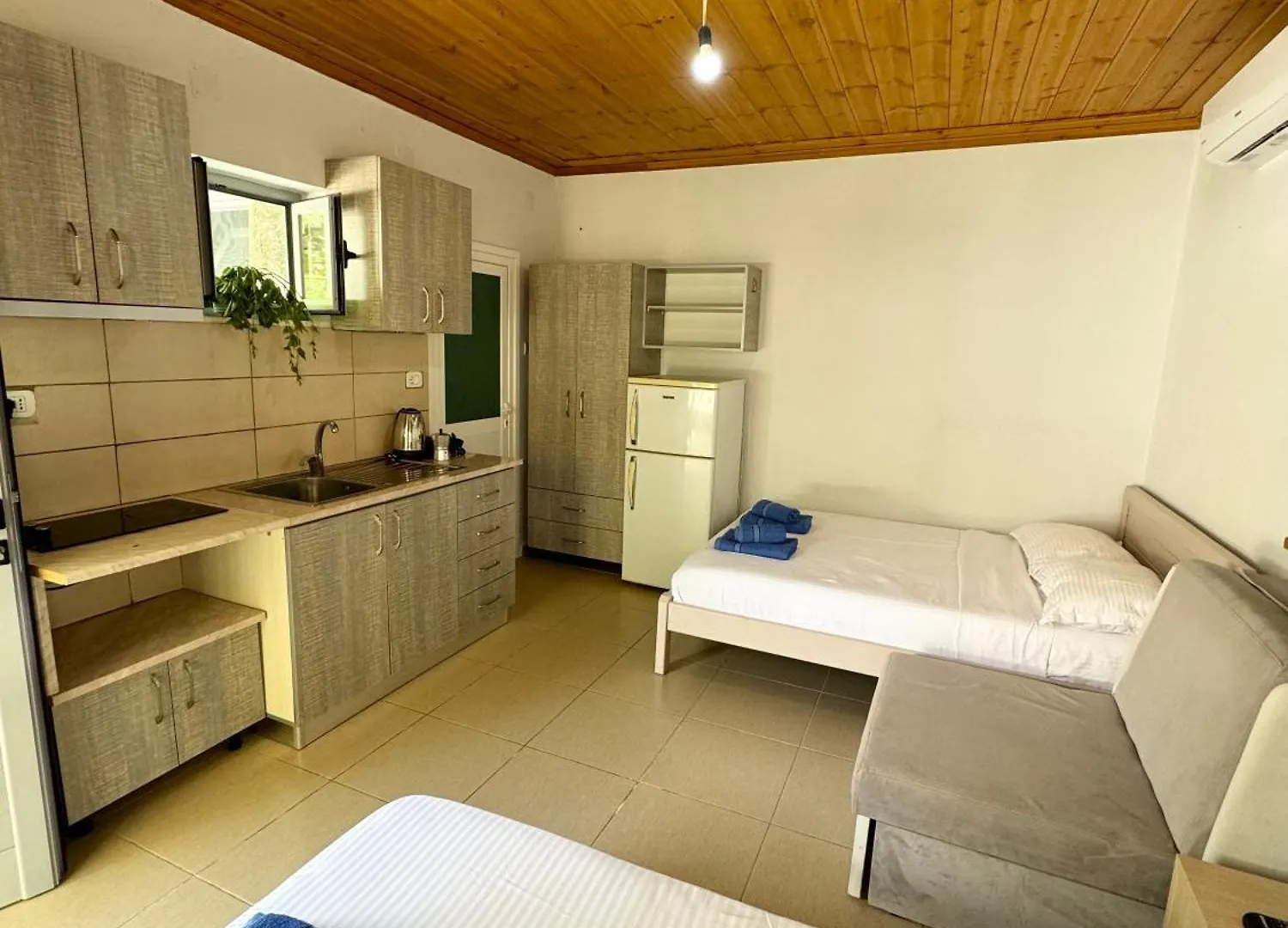 Guesthouse Rondo Himare Guest house